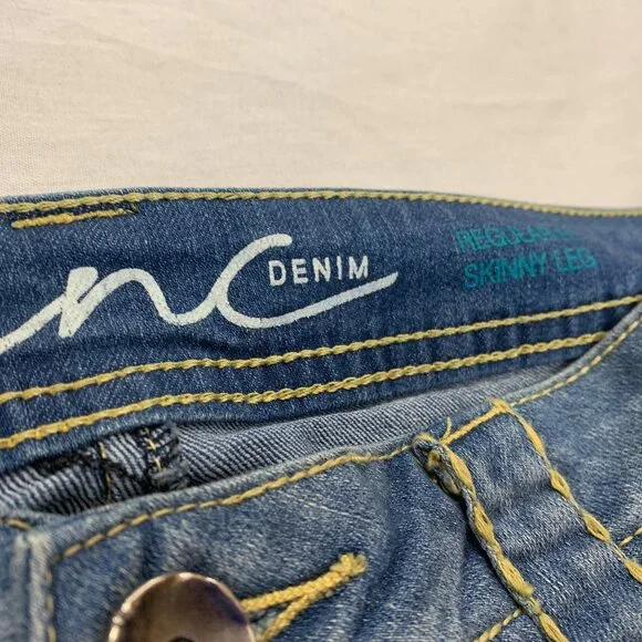 🪸🪸🪸 INC DENIM REGULAR FIT SKINNY LEG JEANS SIZE M 🪸🪸🪸 - Picture 3 of 6